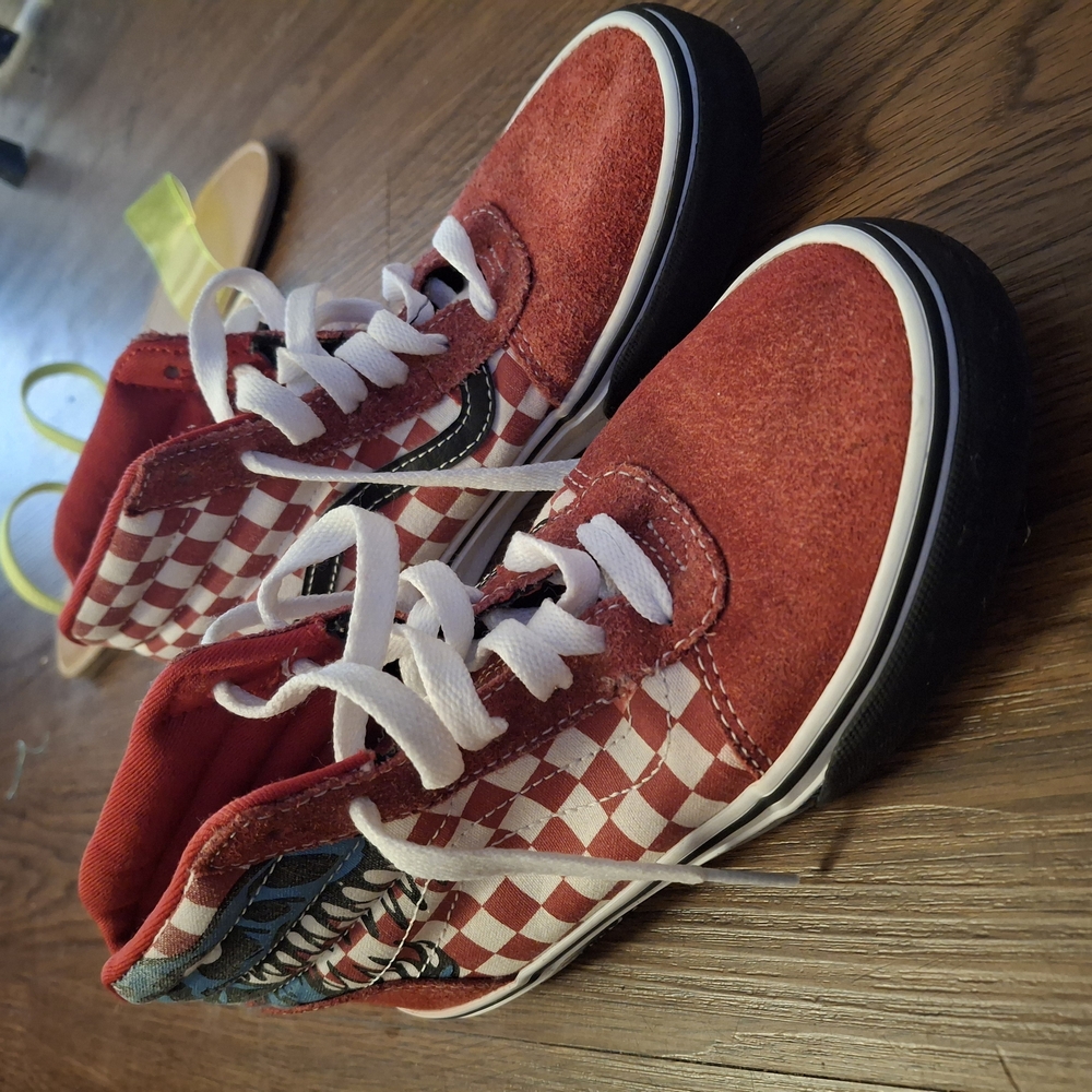 VANS KIDS SIZE 3 Red Checkered High-Top Sneakers